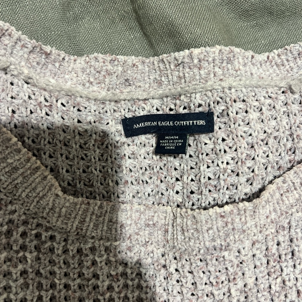 American Eagle sweater - Picture 2 of 3